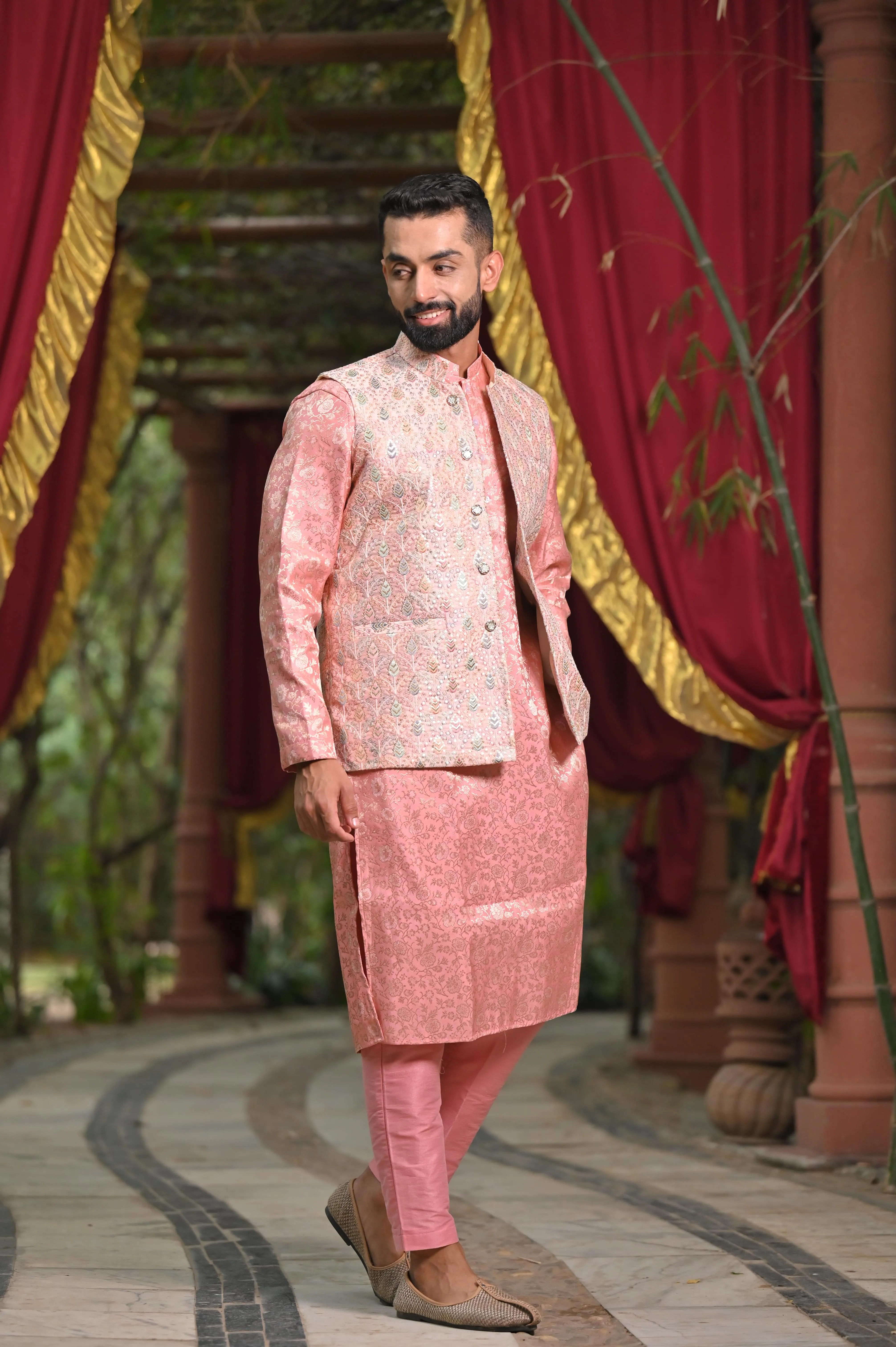 Festive Charm Kurta Vasket Set