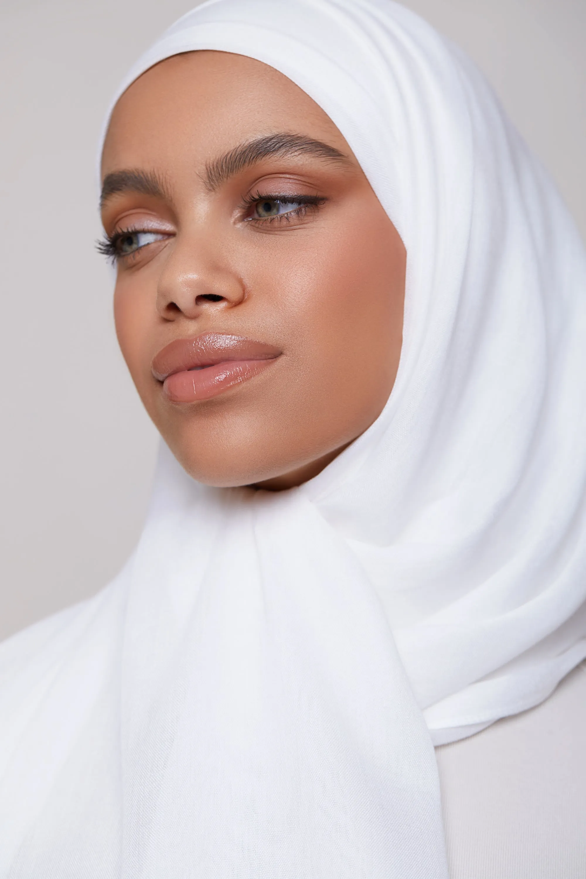 Modal Hijab - White