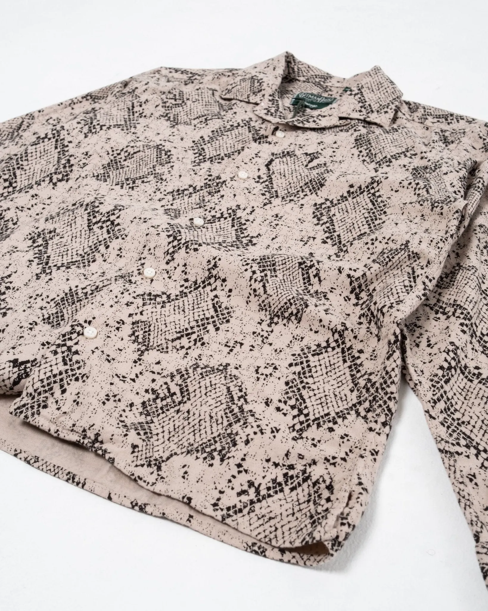 Polar Snake Print Vintage Camp