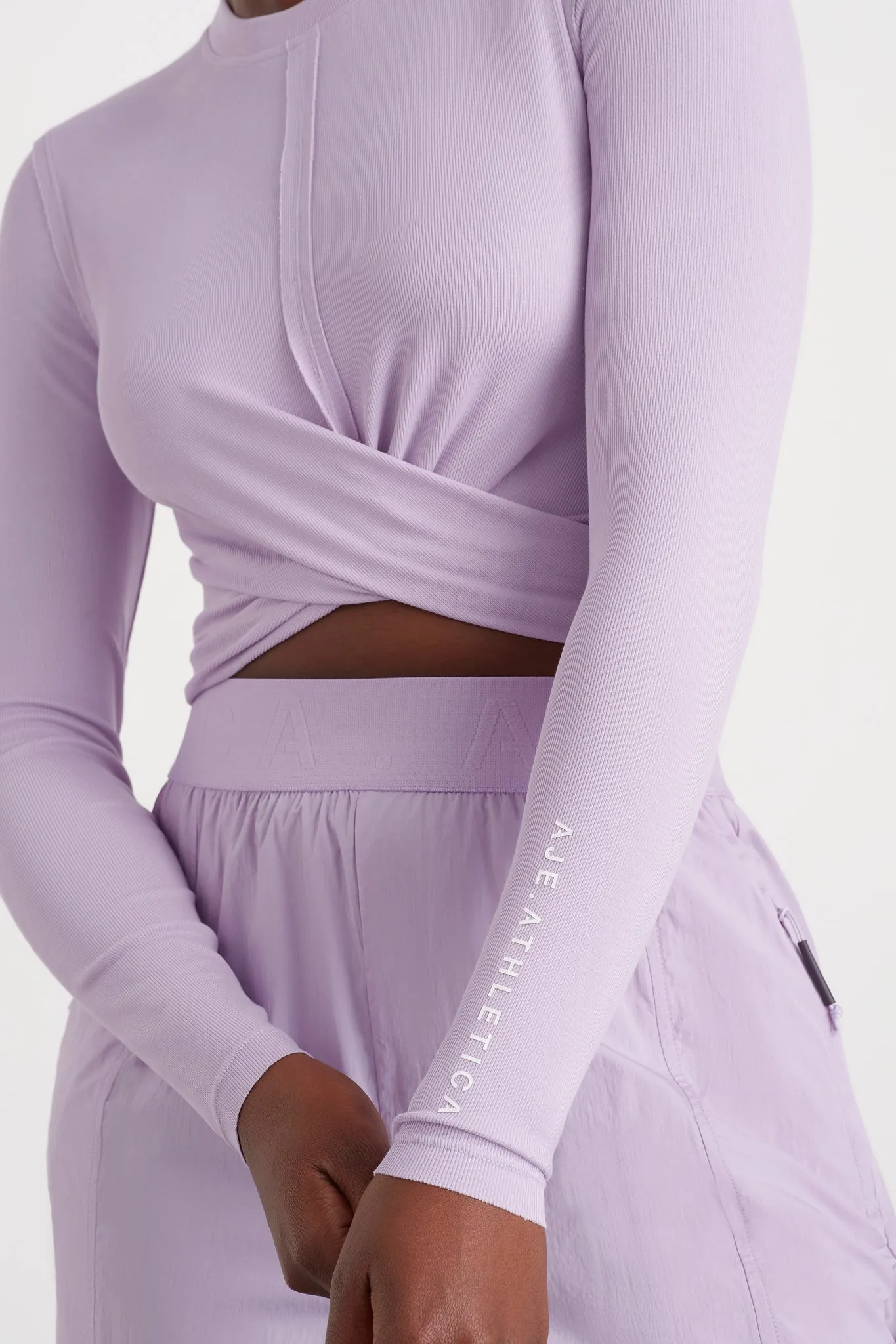 Twist Front Long Sleeve Crop Top 328