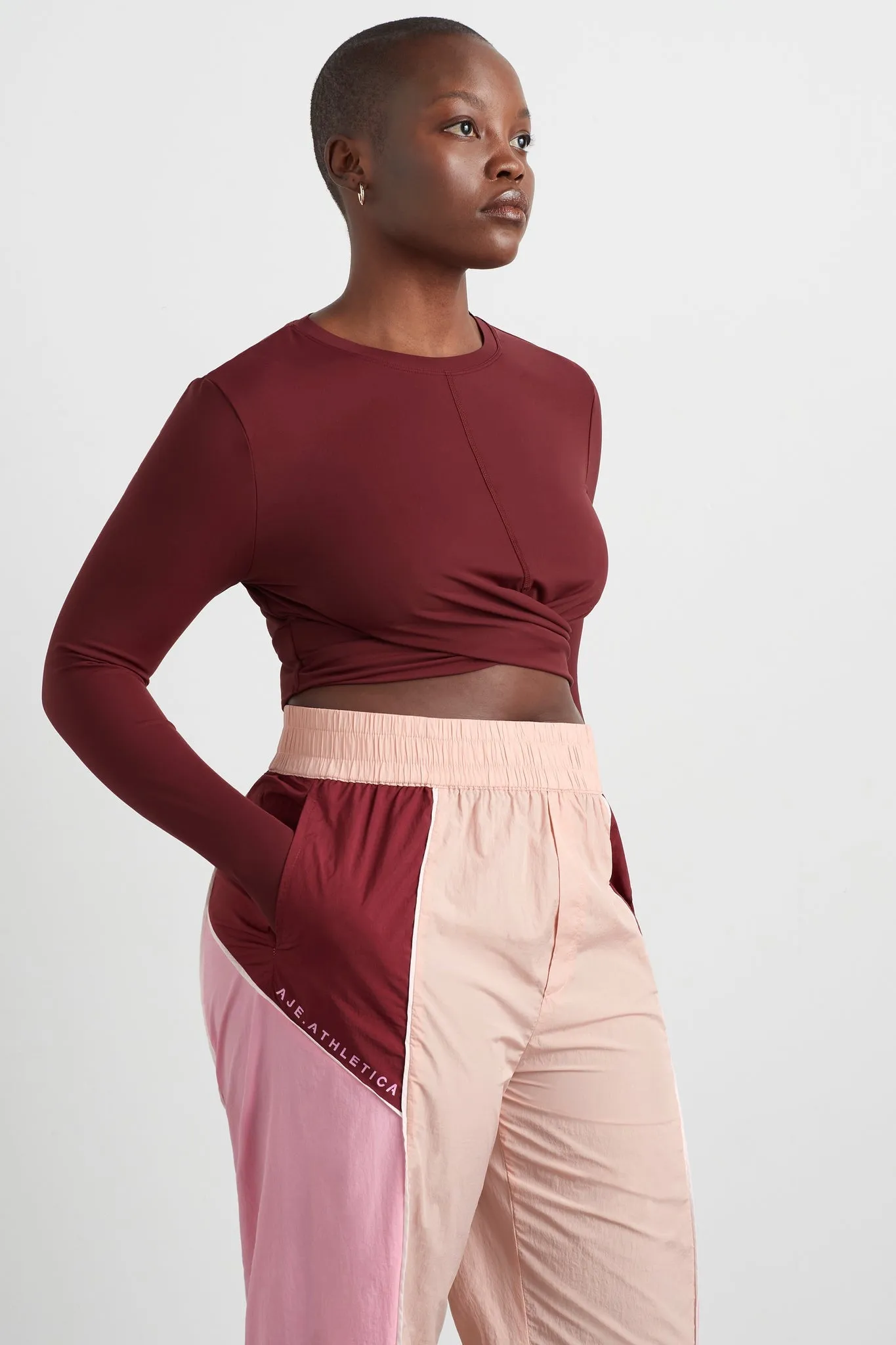 Twist Front Long Sleeve Crop Top 328