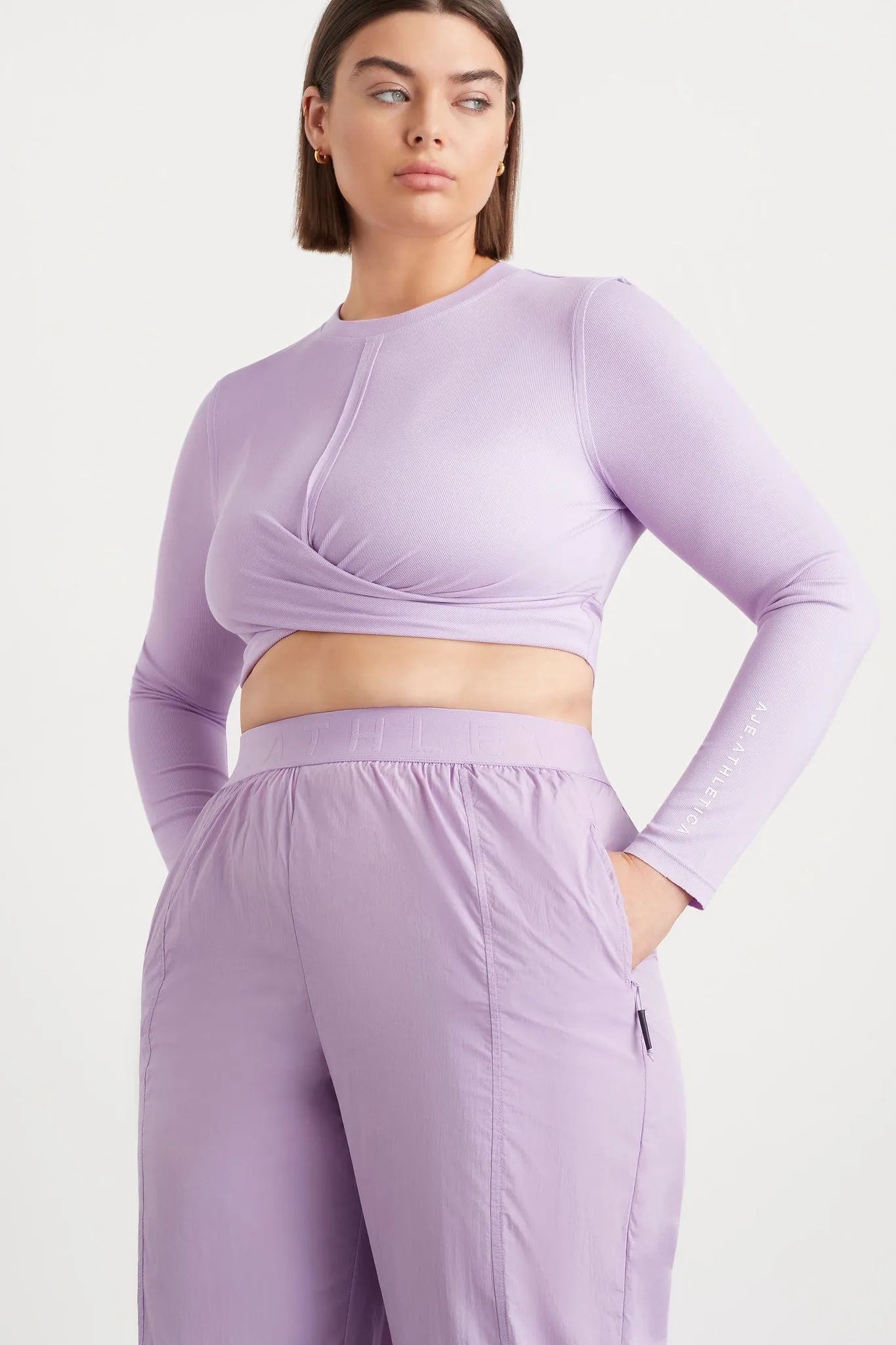 Twist Front Long Sleeve Crop Top 328